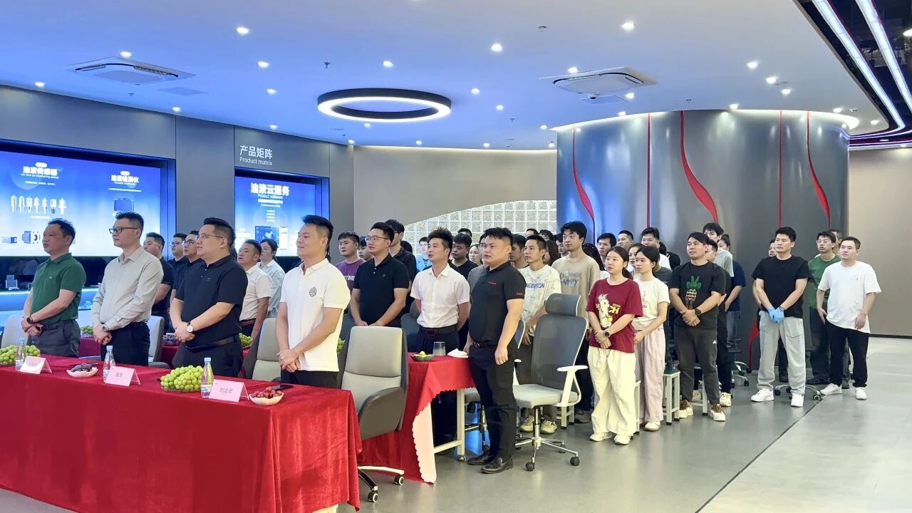 9.3從閱兵看中國智造底氣！智火柴以油品監(jiān)測實力護航 “國之重器” 圖2