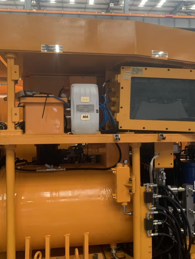 中國(guó)鐵建-掘錨一體機(jī)在線油液監(jiān)測(cè)傳感器應(yīng)用案例 圖2